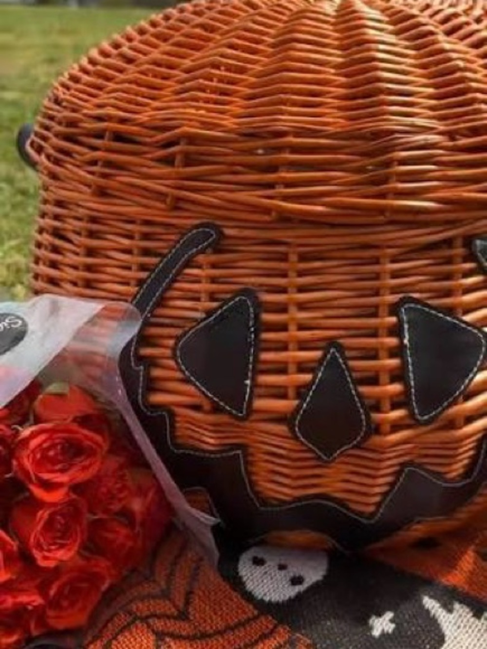 🎃 Jack-o-Lantern Woven Wicker Picnic Basket Pumpkin Halloween Fall - Picture 11 of 11